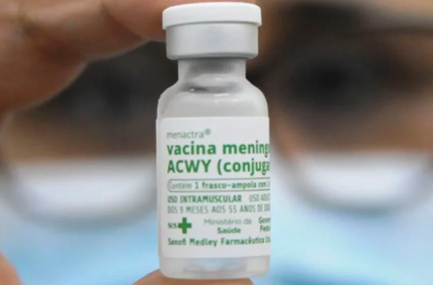  Ceará amplia campanha de vacinação contra meningite C até fevereiro de 2023.