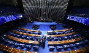  Senado: Plenário aprova PEC da Transição.