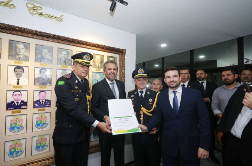  Coronel Klênio Savyo Nascimento de Sousa assume comando-geral da Polícia Militar do Ceará.