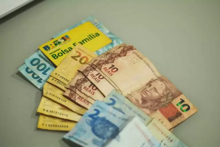  Bolsa Família começa a ser pago em março; Ceará tem mais de 1,5 milhão de beneficiários