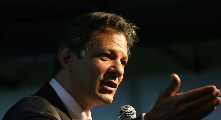  Preço da gasolina vai subir R$ 0,34, e o do etanol, R$ 0,02, diz governo.