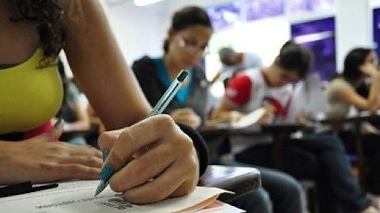  Veja concursos e seleções com vagas abertas no Ceará nesta segunda (27).