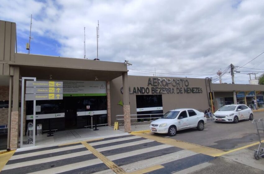  Azul anuncia volta dos voos diretos entre Juazeiro do Norte e Fortaleza.