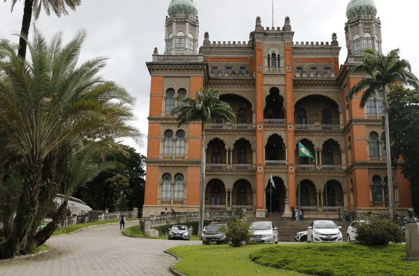  Covid-19 causa aumento de síndrome respiratória grave em 7 estados.