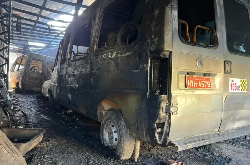  Homens morrem vítimas de incêndio em oficina desativada de Juazeiro do Norte.