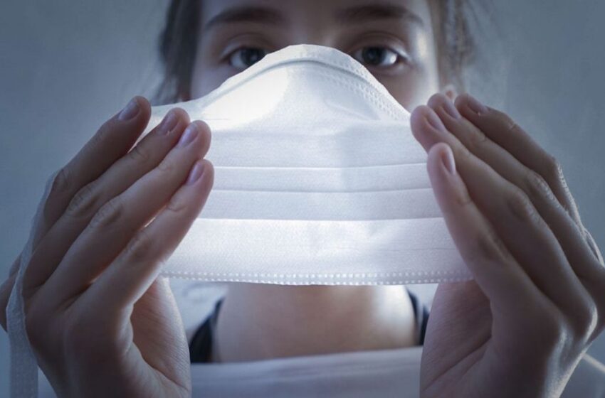  Ceará decide manter o uso de máscaras em unidades de saúde.