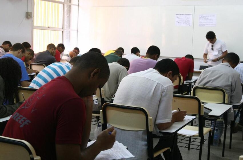  Veja concursos e seleções com vagas abertas no Ceará nesta segunda-feira (17).