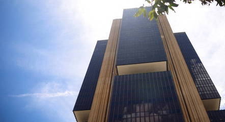  BC inicia reunião que deve sinalizar a primeira redução da taxa básica de juros desde 2020.
