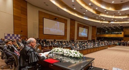  Concursos públicos oferecem salários de até R$ 34 mil; confira as vagas.