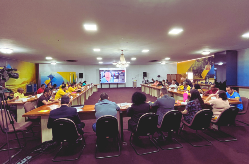  Trabalhadores Correios aguardam para segunda-feira avanço nas negociações.