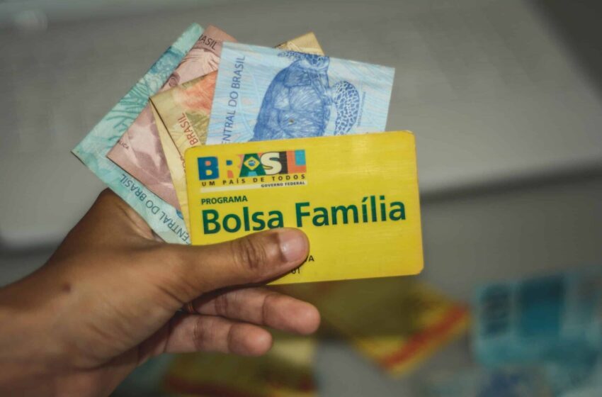  Bolsa Família e Auxílio Gás começam a ser pagos nesta segunda-feira (18)