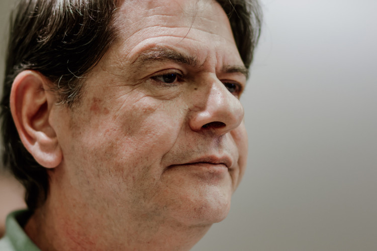 Cid decide nesta segunda se sai do PDT e vai para outro partido.