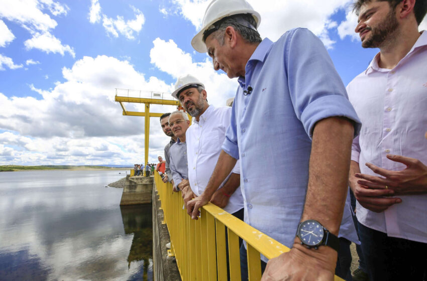  Governo oficializa indenizações a donos de terras e imóveis em 7 cidades do Cariri.