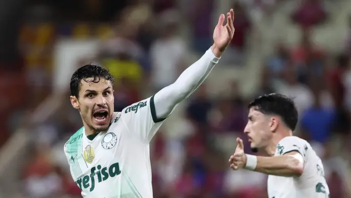 Fortaleza e Palmeiras ficam só no empate pelo Brasileirão.