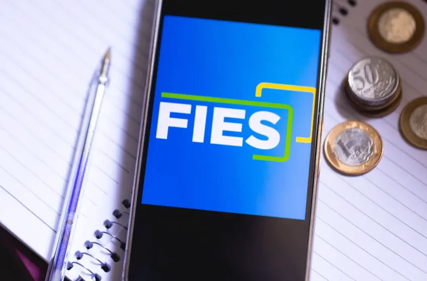  Bancos começam as renegociações de dívidas do Fies; 68 mil cearenses estão inadimplentes.