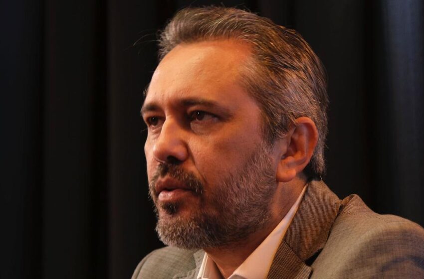 Qual o papel do governador Elmano de Freitas nas eleições de 2024?