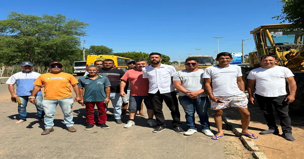 Motoristas em Jati entram em greve e fazem pedido de aumento salarial