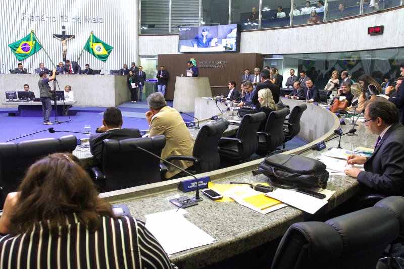  Alece aprova novo Refis que concede descontos de até 100% em dívidas fiscais estaduais.