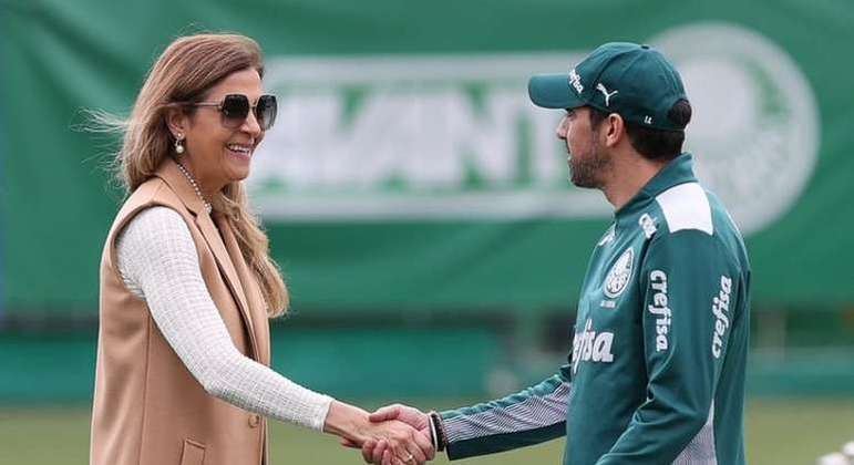 Abel renova até 2025 com o Palmeiras