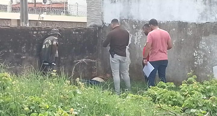  Brejo Santo: Achado de cadáver vitima de homicídio.