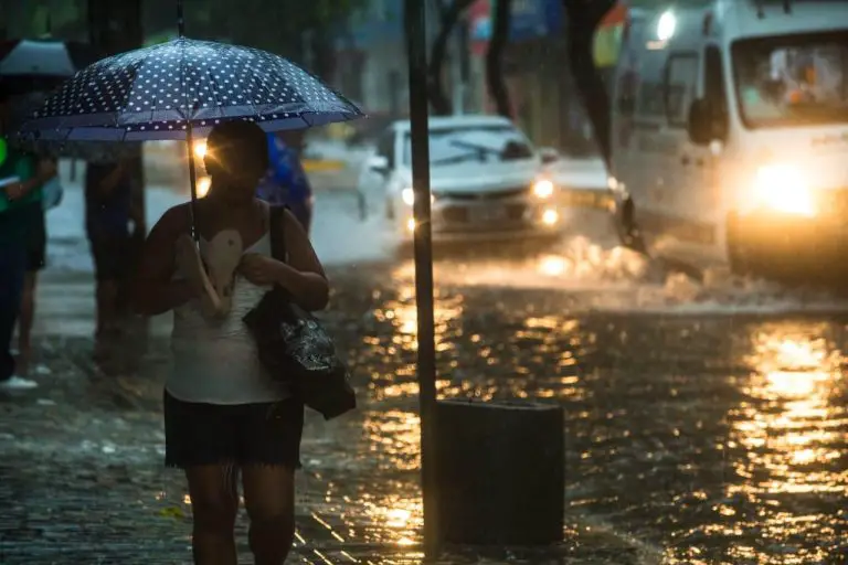  Ceará segue com possibilidade de chuvas nesta segunda.
