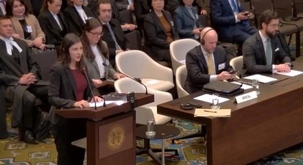  Em meio à crise causada por fala de Lula, Brasil critica Israel em corte internacional em Haia.