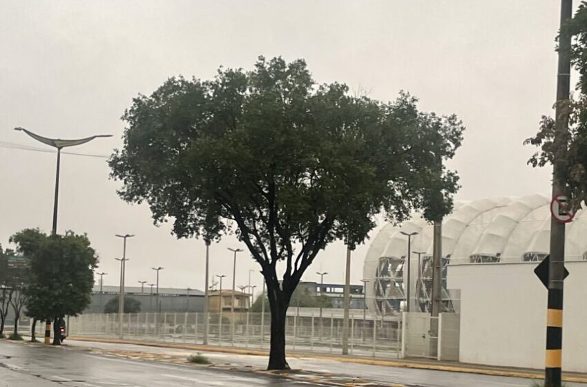  Centro-Sul deve concentrar maiores acumulados de chuva do Ceará até terça (12).