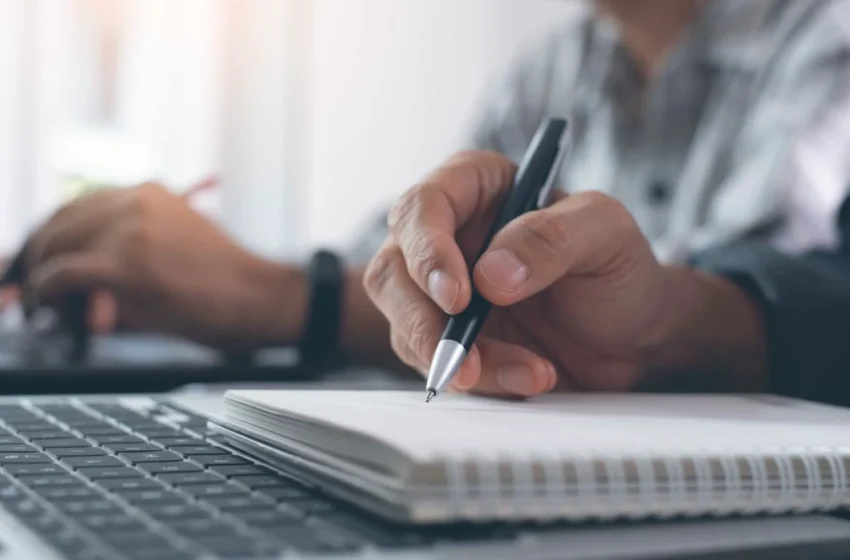  Confira concursos e seleções com inscrições abertas no Ceará nesta segunda-feira (11).