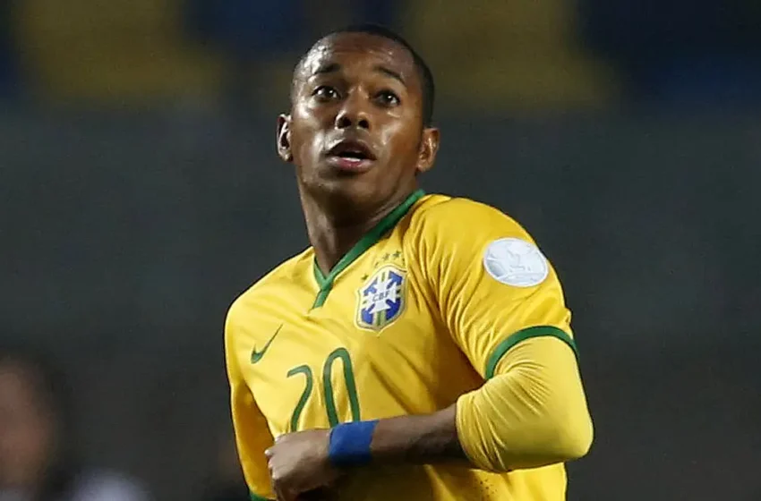  Parecer da PGR é contra o pedido de soltura do ex-jogador Robinho.