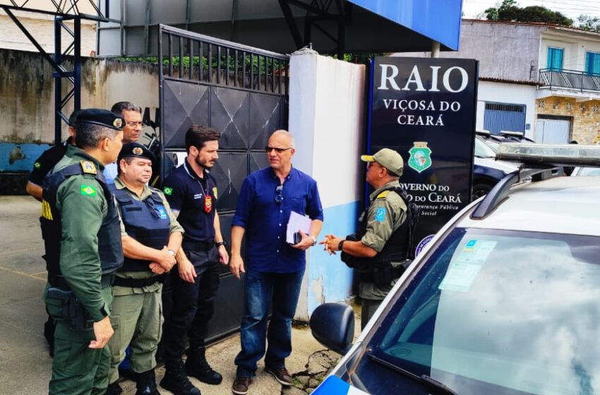  Chacina em Viçosa do Ceará pode ter relação com tráfico de drogas, segundo secretário de Segurança.