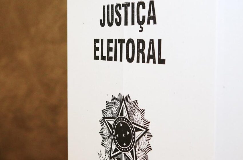  Propagandas eleitorais antecipadas já geraram cerca de R$ 90 mil em multas no CE.