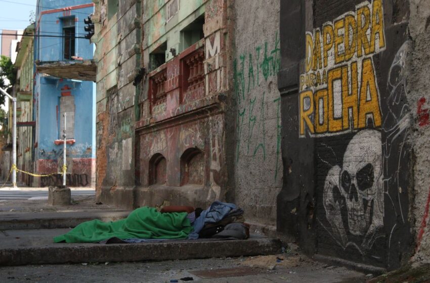  País tem 300,8 mil pessoas em situação de rua, mais de 80 mil em SP.