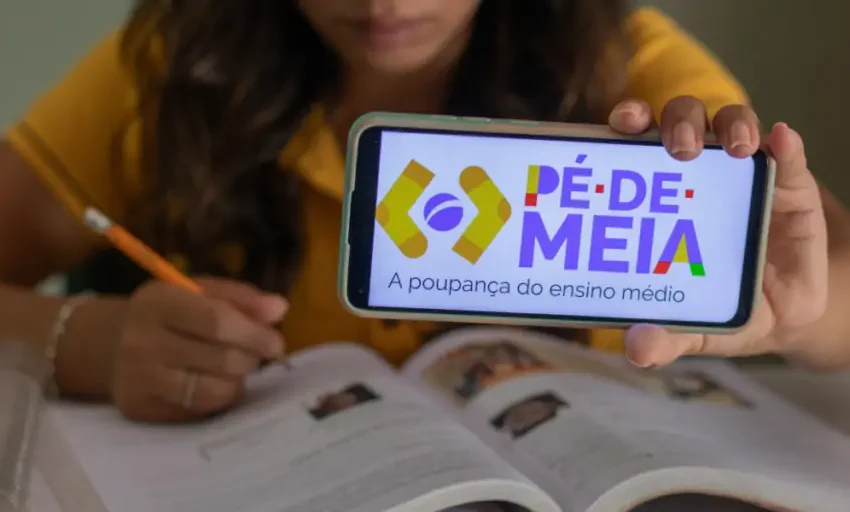 Início do Programa Pé-de-Meia: Estudantes do Ensino Médio Recebem Primeira Parcela.