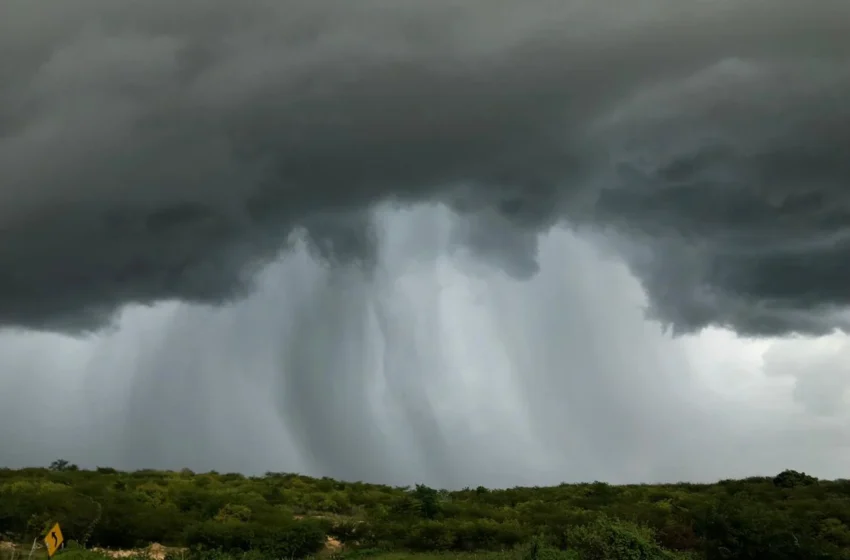 Chuvas intensas devem atingir o Cariri nesta terça (12).