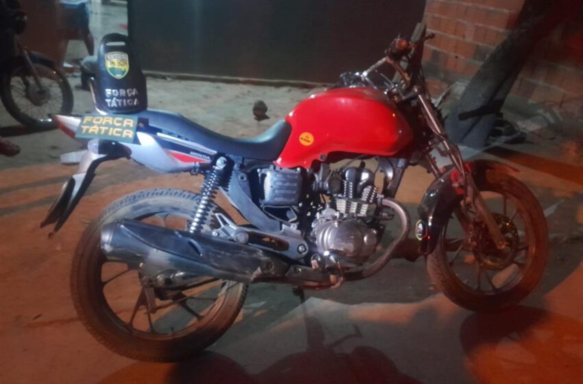 Brejo Santo: Polícia Militar recupera moto roubada na Zona Rural.