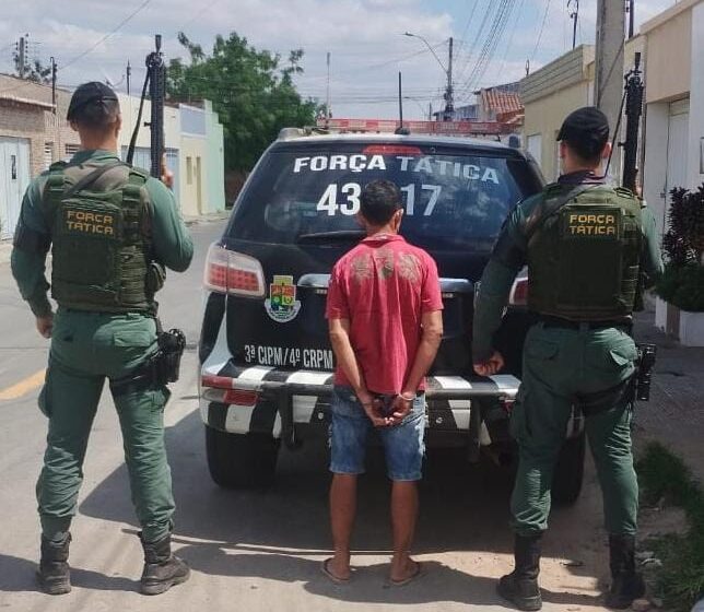 Porteiras: Polícia Militar efetua prisão preventiva de homem em aberto.