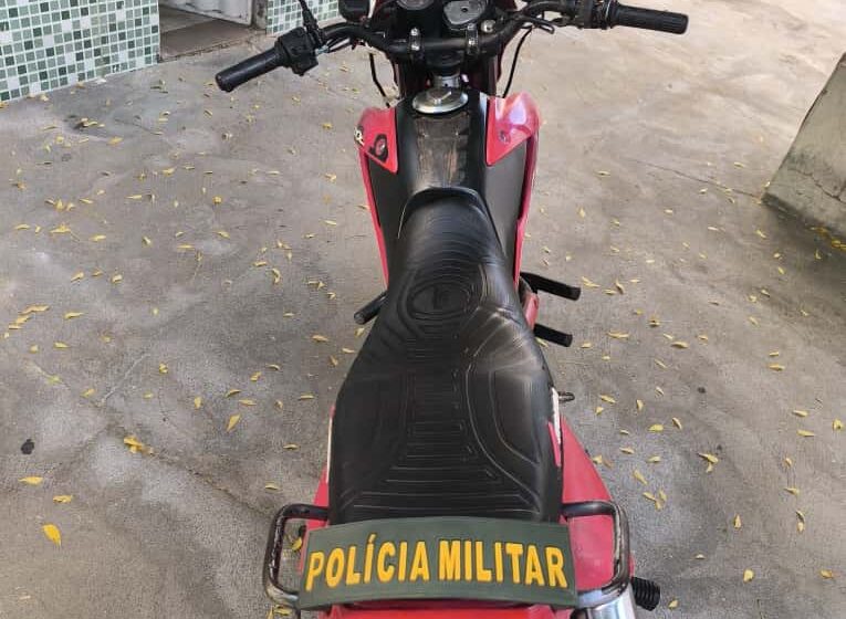  Brejo santo: Polícia Militar recupera moto roubada.