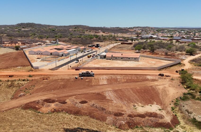  Nova Escola de Ensino Fundamental começa a ser construída em Brejo Santo